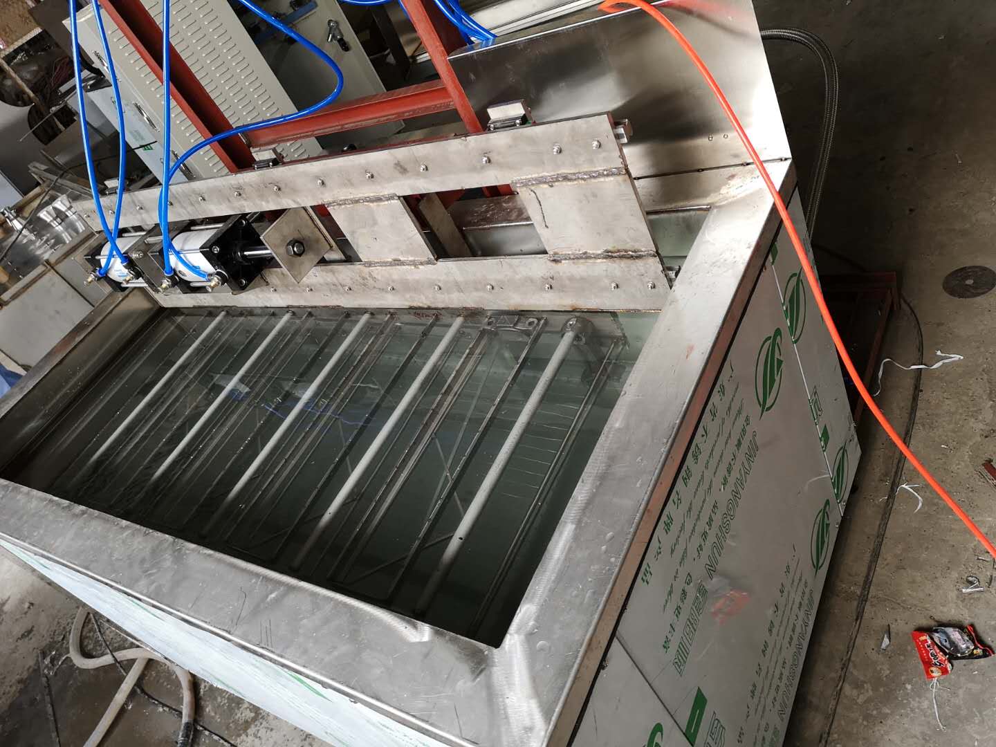 超聲波清洗機在小物件清洗方面的應用